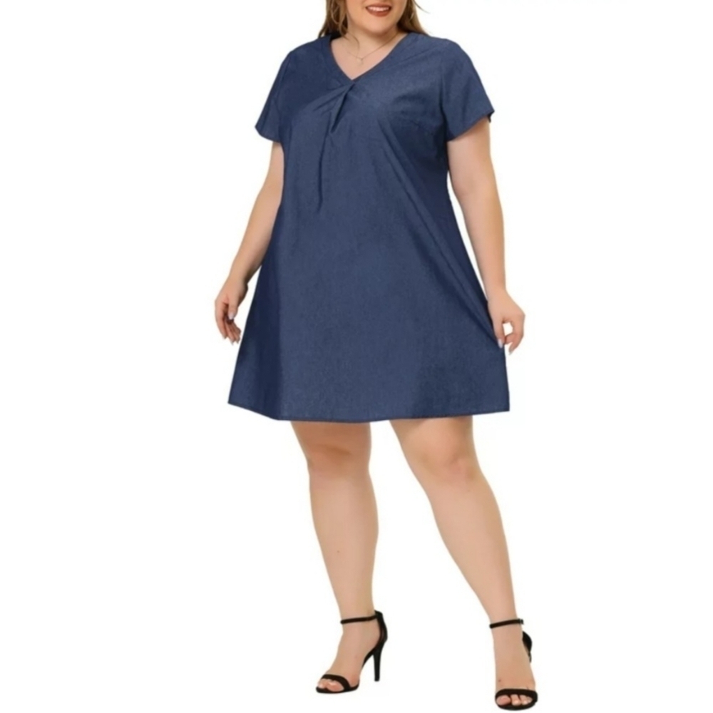 Plus Size Navy V-Neck Midi Dress